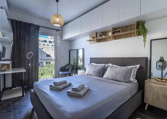 D-argens Luxury Flat *